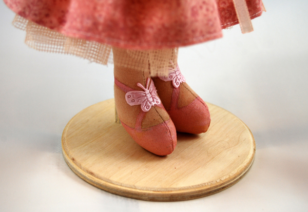 обувь для куклы